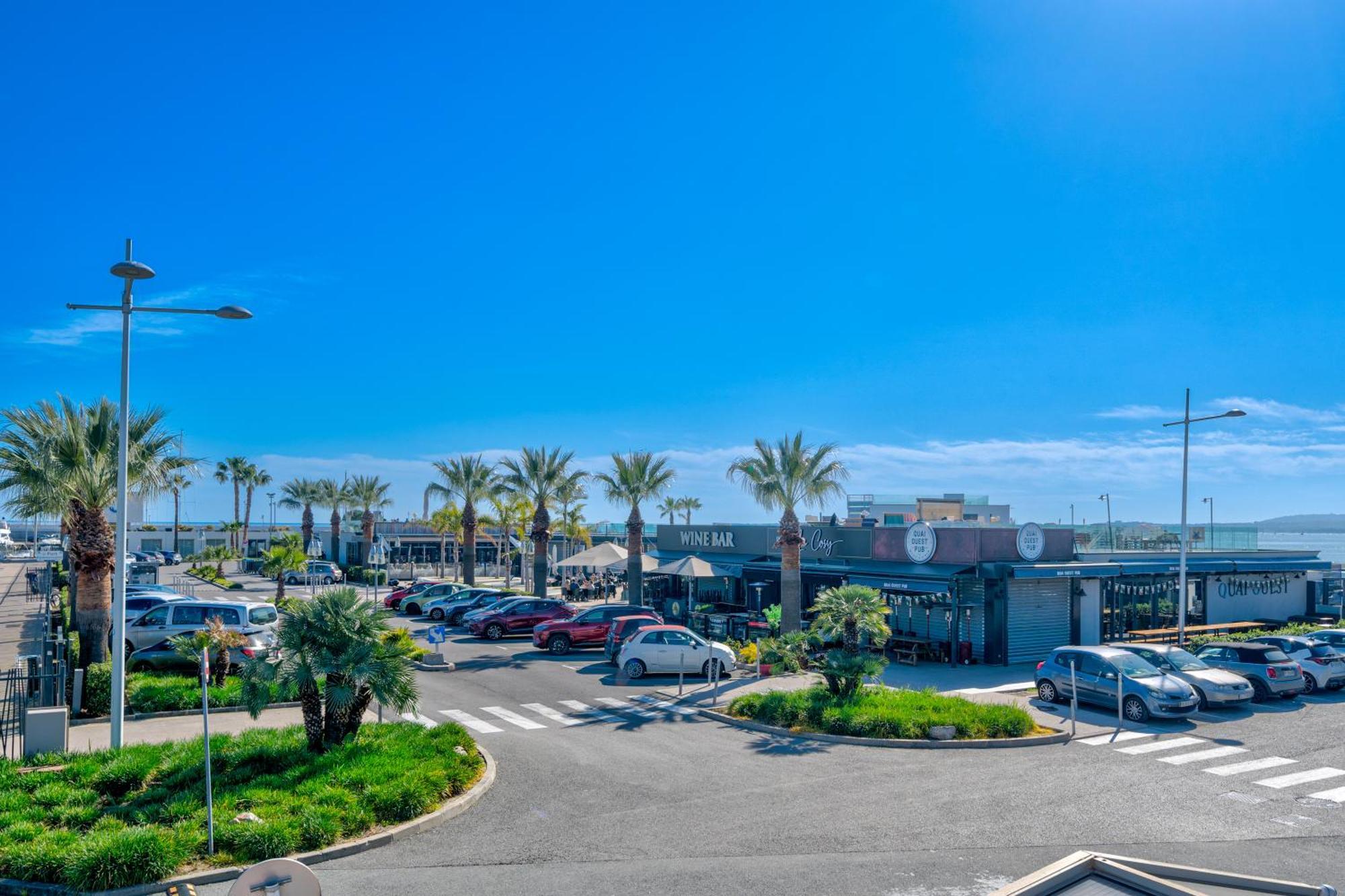 Magnifique 2 Pieces Vue Mer - Parking Proche Plage Saint-Laurent-du-Var Exterior foto