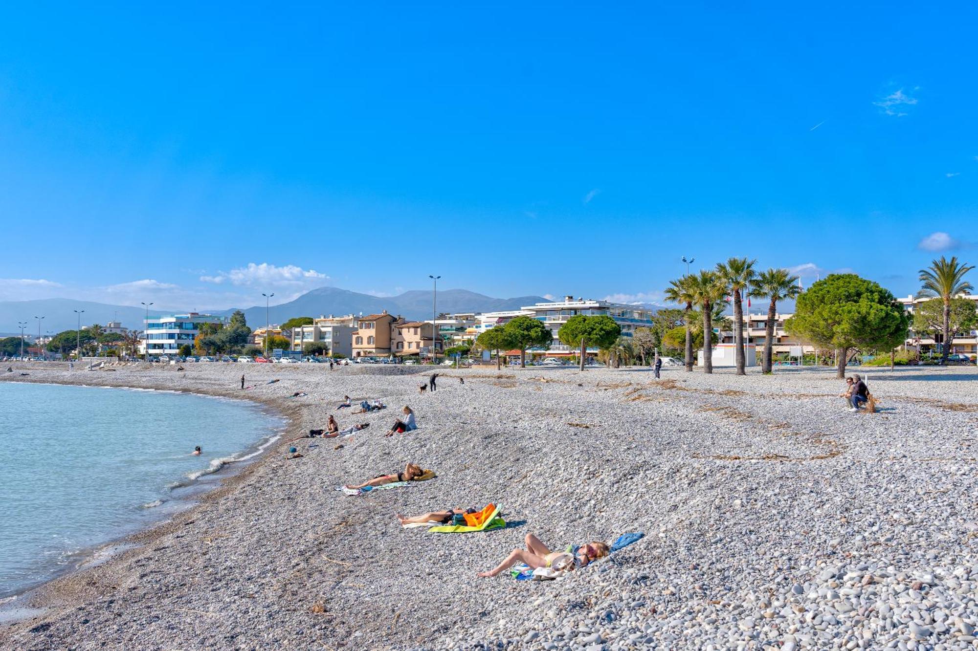 Magnifique 2 Pieces Vue Mer - Parking Proche Plage Saint-Laurent-du-Var Exterior foto